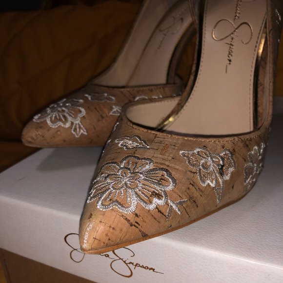 Jessica Simpson - Picture 5 of 6